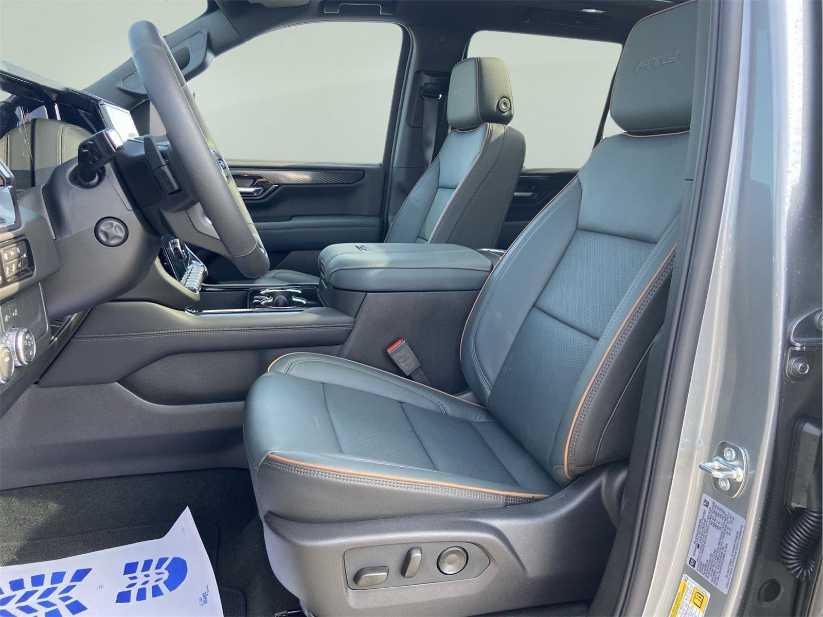 Used 2026 GMC Yukon AT4 AWD/4WD image 18