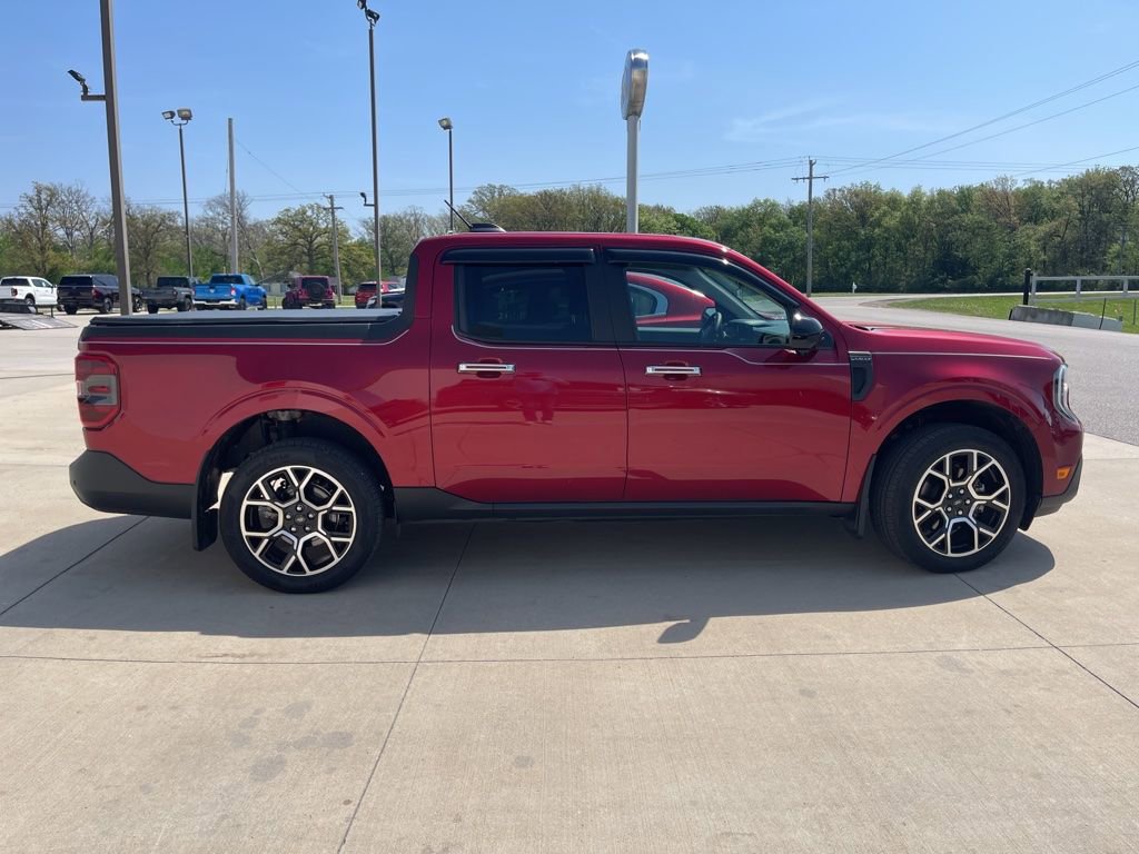 Used 2025 Ford Maverick Lariat image 4