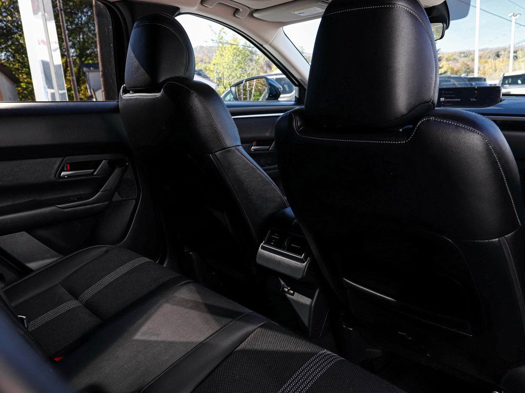 Used 2023 MAZDA CX-50 2.5 S w/ Cargo Package image 28