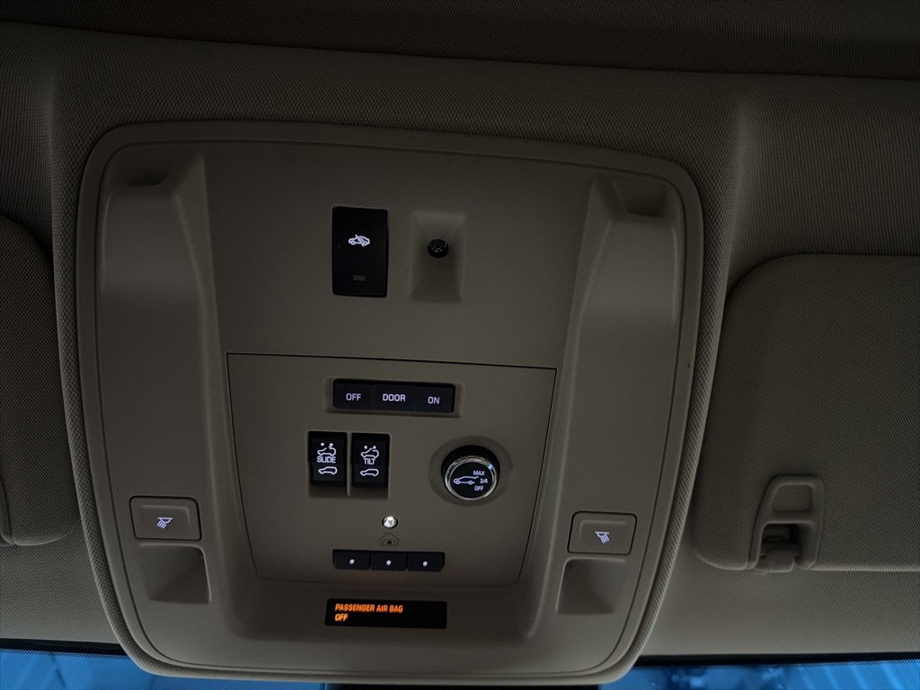 Used 2018 GMC Yukon Denali w/ Denali Ultimate Package image 18