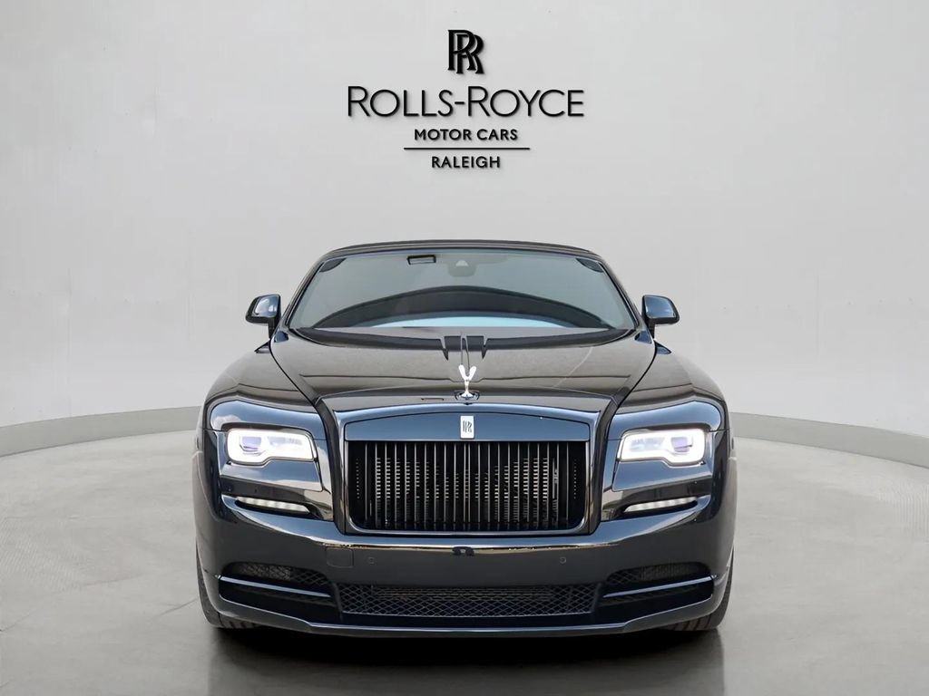 Used 2018 Rolls-Royce Dawn RWD image 2