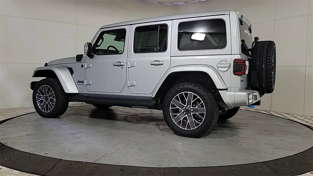 Used 2024 Jeep Wrangler High Altitude image 5