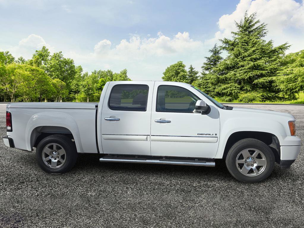 Used 2008 GMC Sierra 1500 Denali AWD/4WD image 8