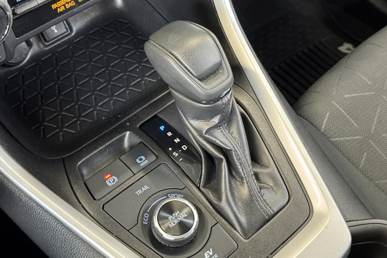 Certified 2021 Toyota RAV4 XLE AWD/4WD image 20