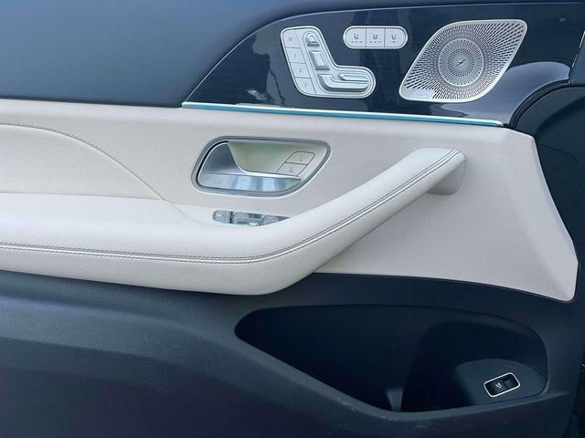 Used 2022 Mercedes-Benz GLS 450 GLS 450 image 16