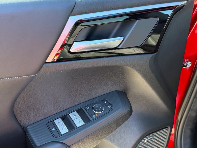 New 2026 Mitsubishi Outlander LE FWD image 19