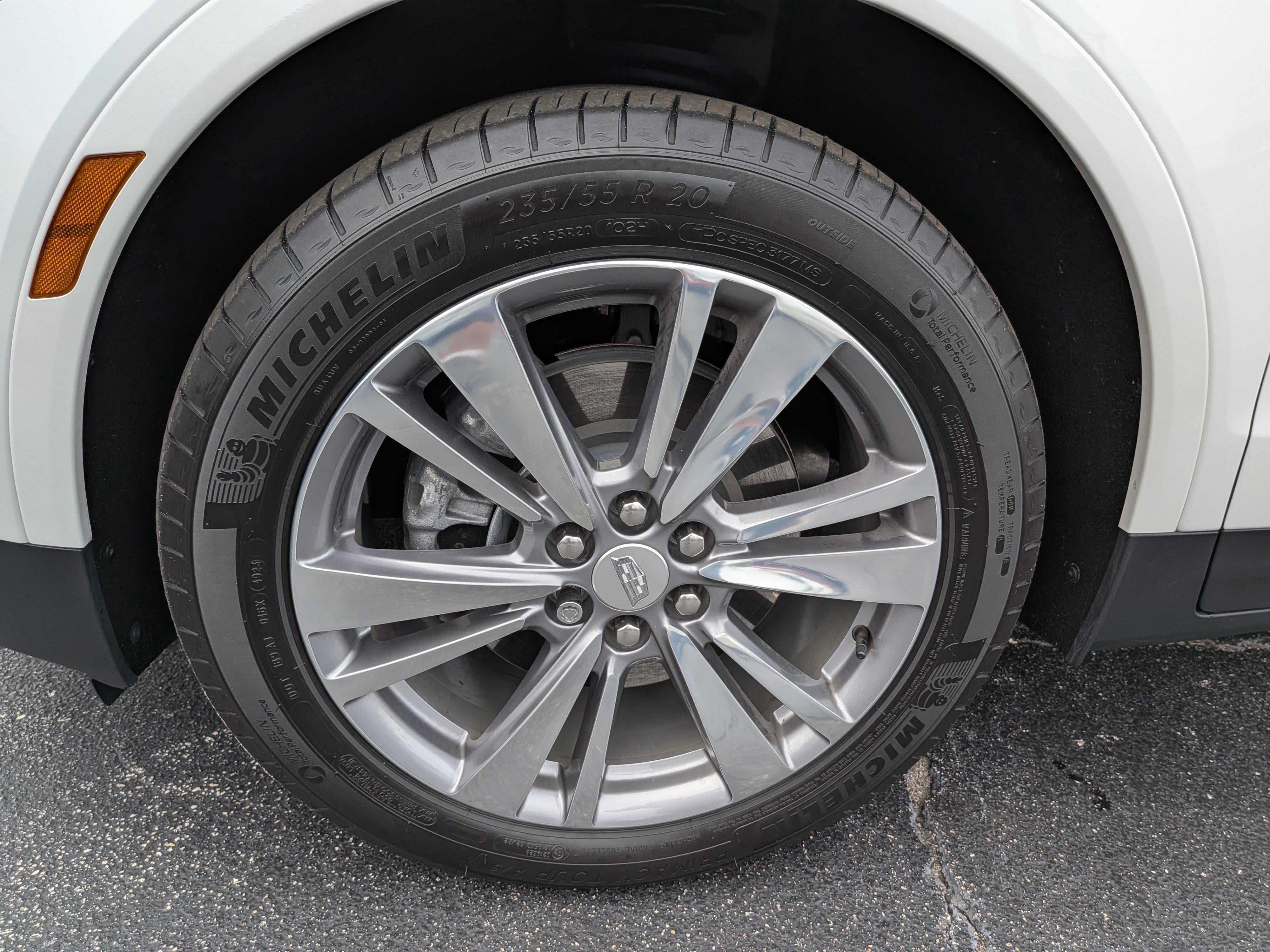 Certified 2024 Cadillac XT5 Premium Luxury FWD image 12