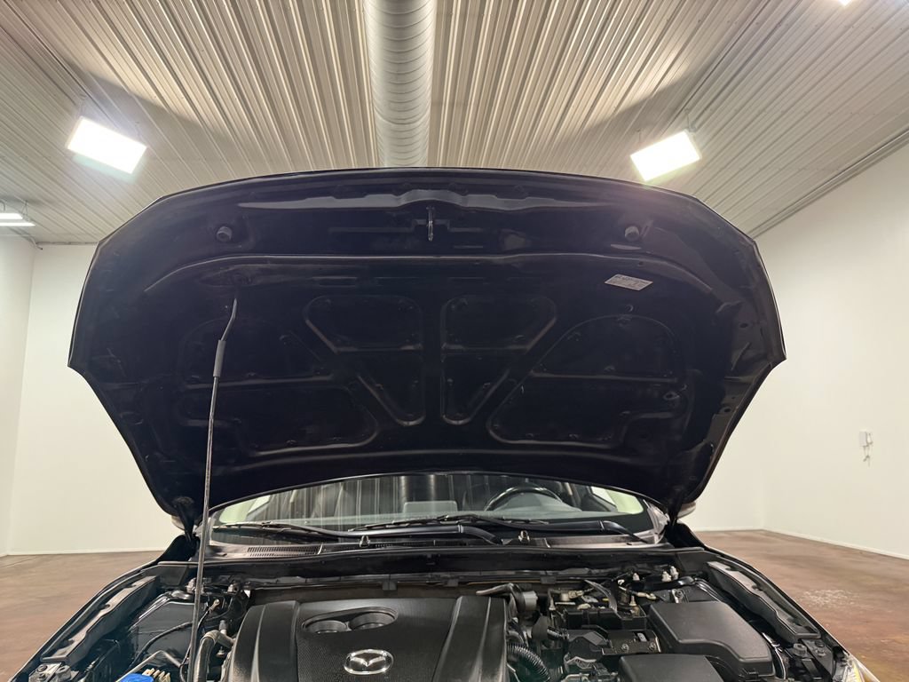 Used 2018 MAZDA MAZDA3 Touring FWD image 84
