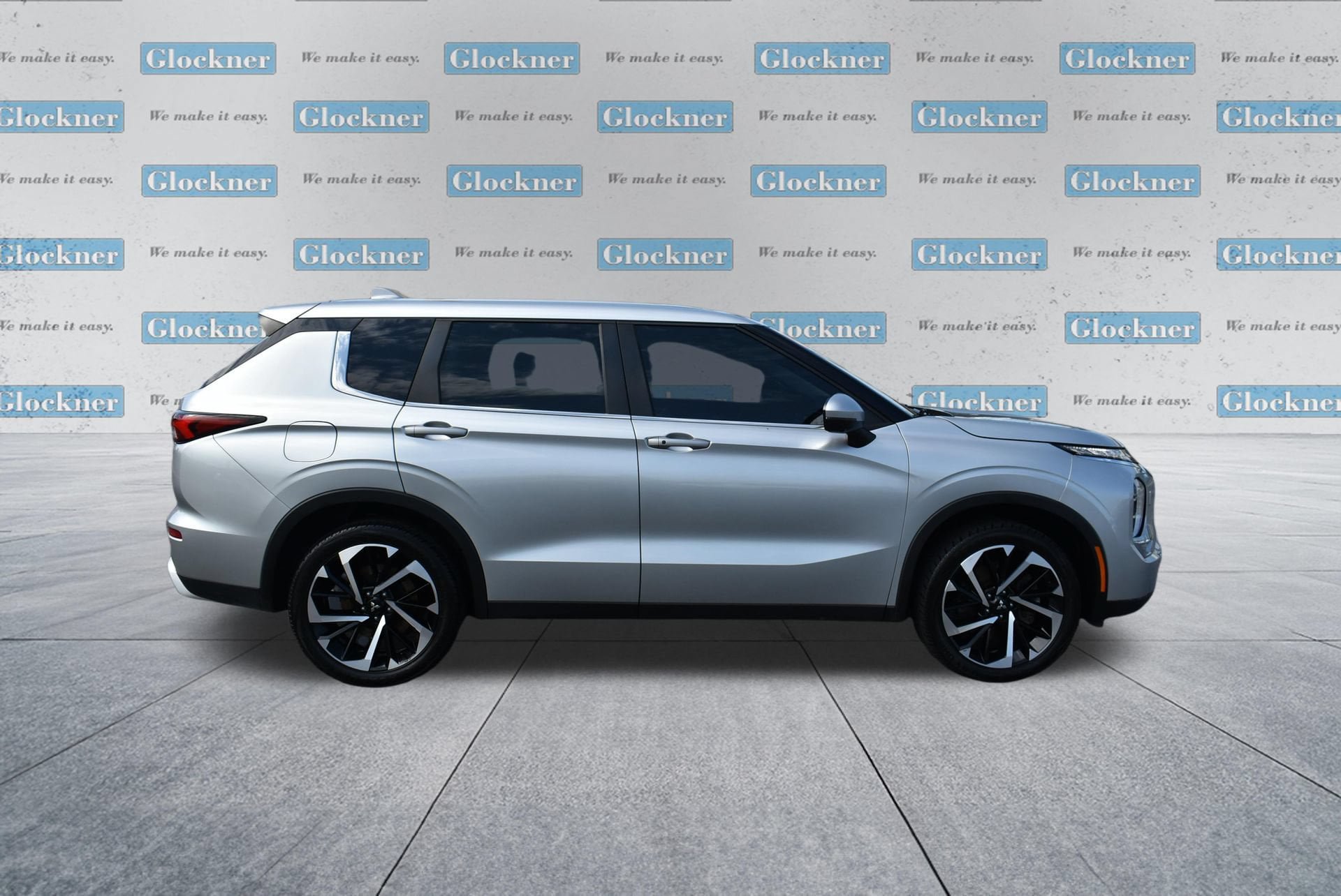 Used 2023 Mitsubishi Outlander SE AWD/4WD image 4