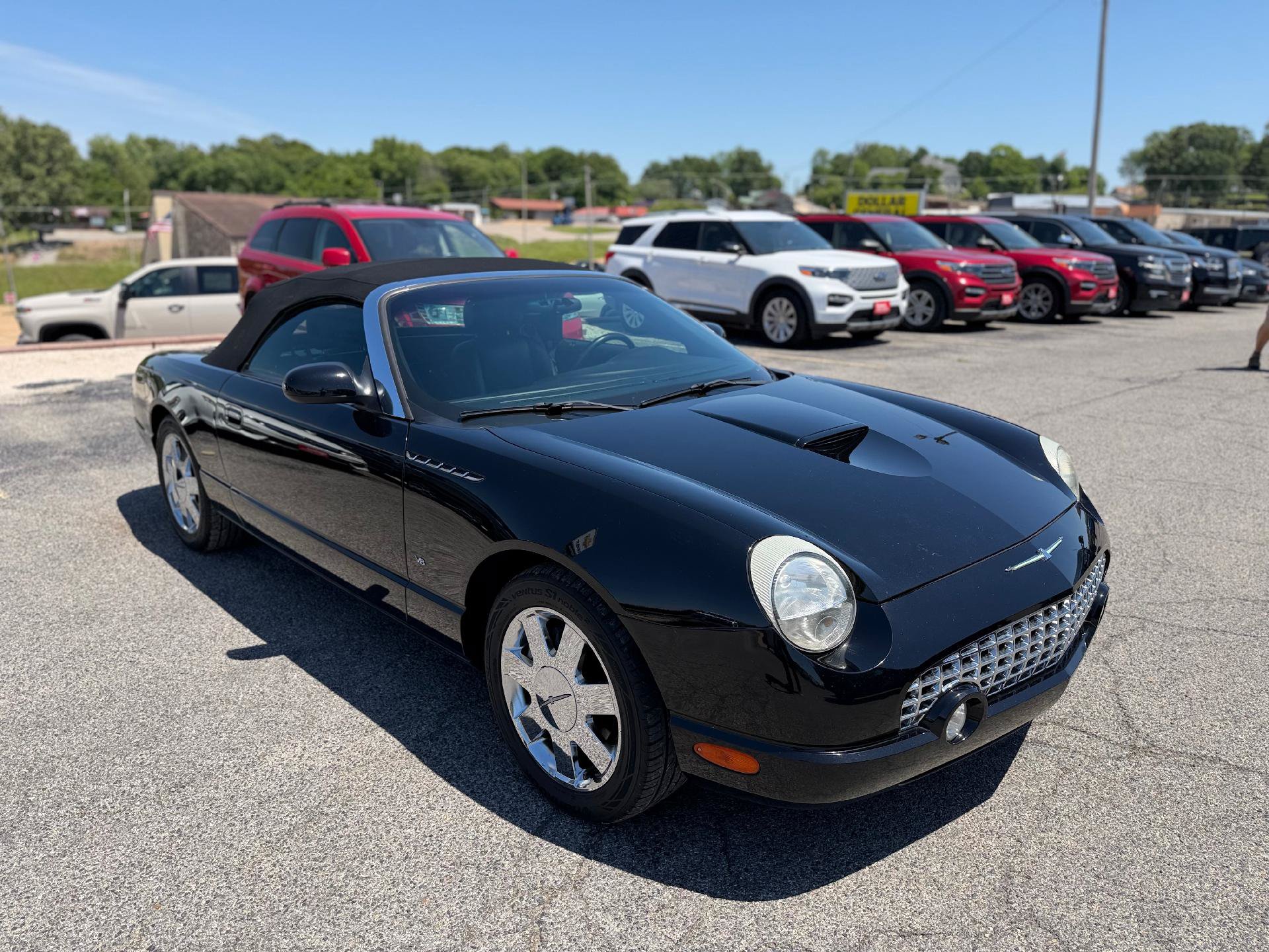 Used 2003 Ford Thunderbird RWD image 2
