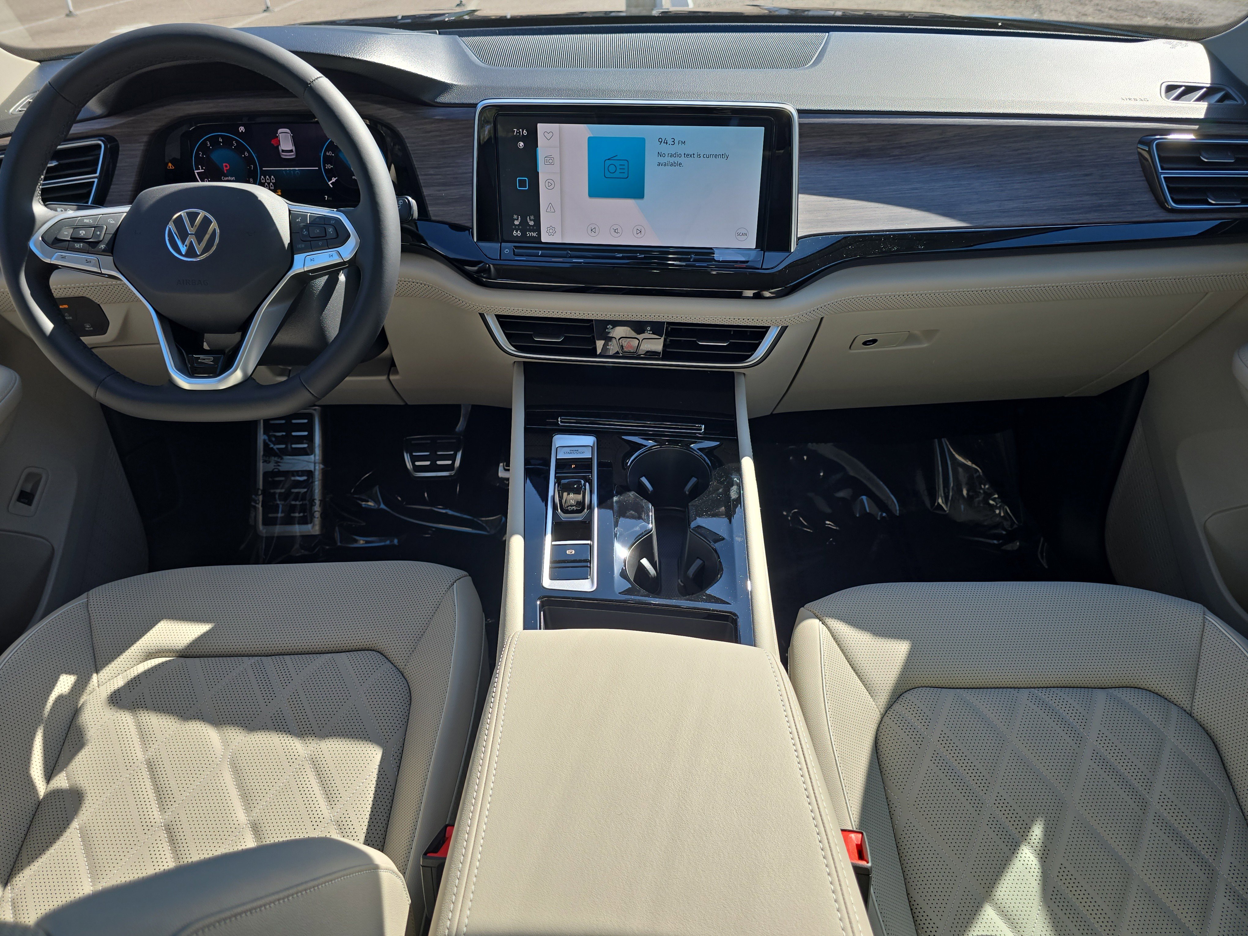 New 2026 Volkswagen Atlas SEL Premium R-Line image 11