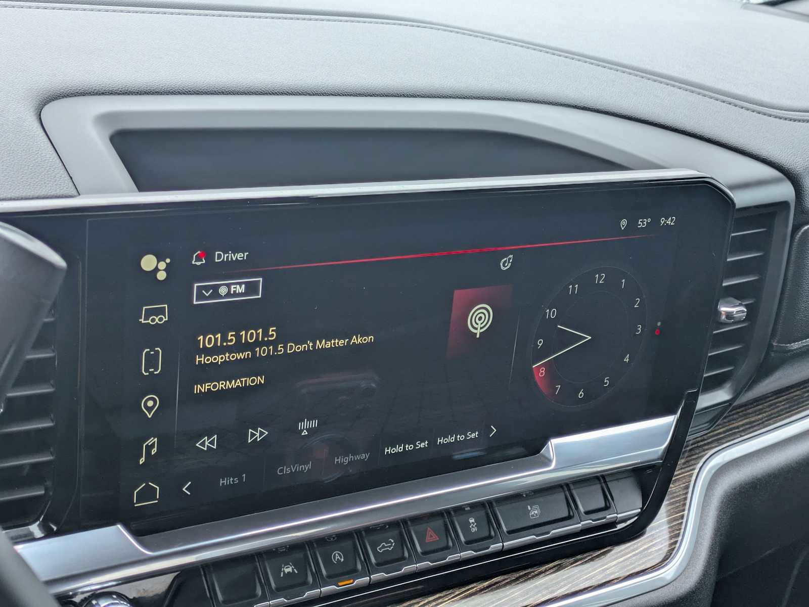 Used 2024 GMC Sierra 1500 Elevation image 30