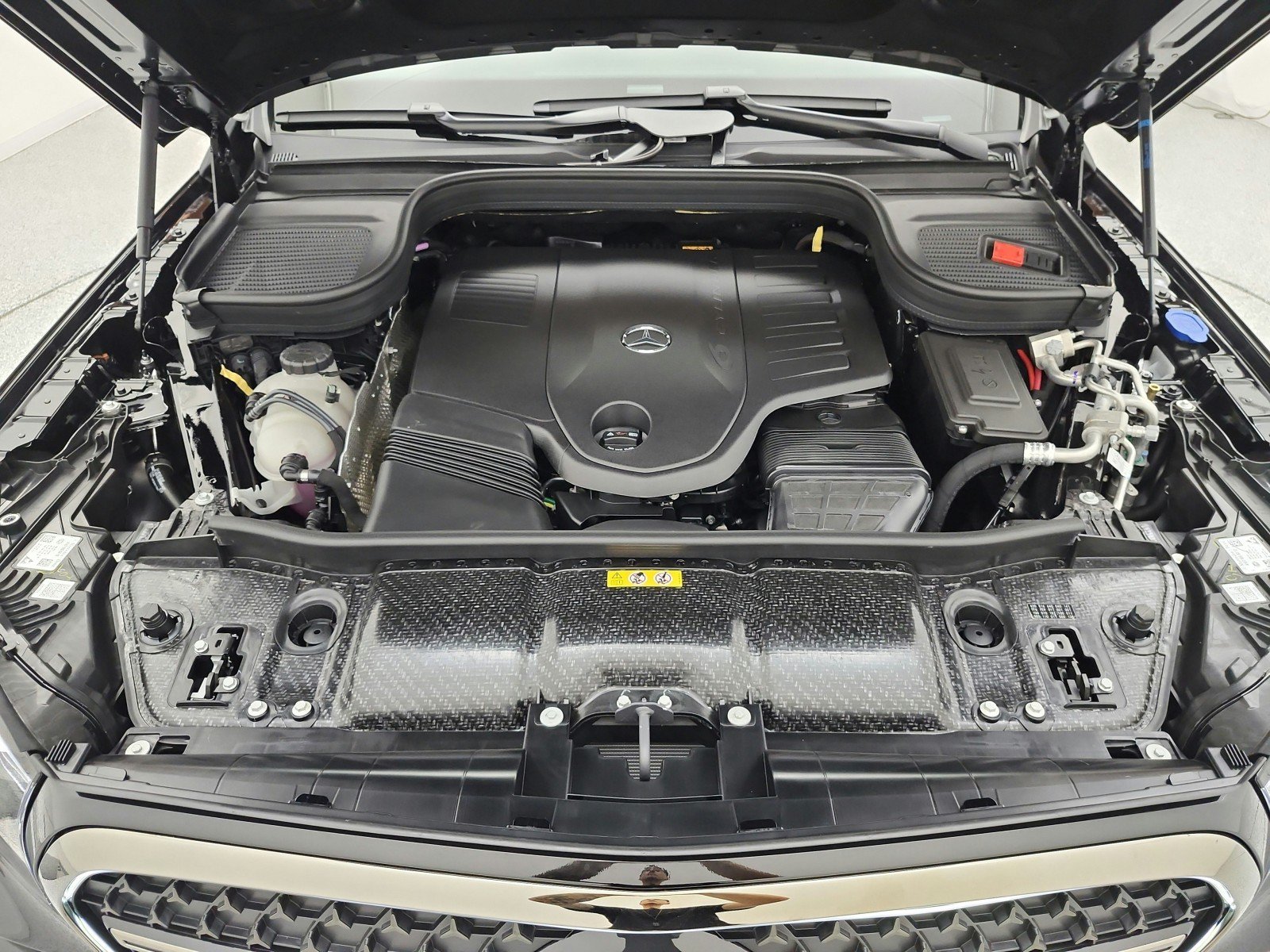 New 2027 Mercedes-Benz GLS 450 4MATIC image 12