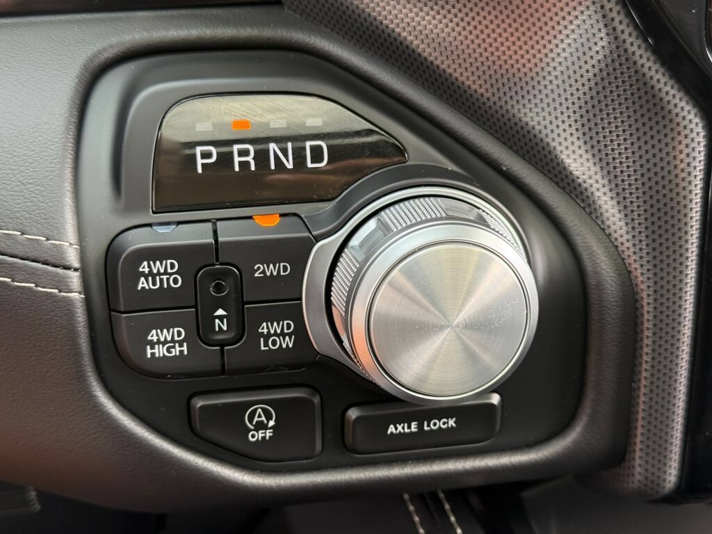Used 2026 RAM 1500 Limited w/ Bed Utility Group AWD/4WD image 34