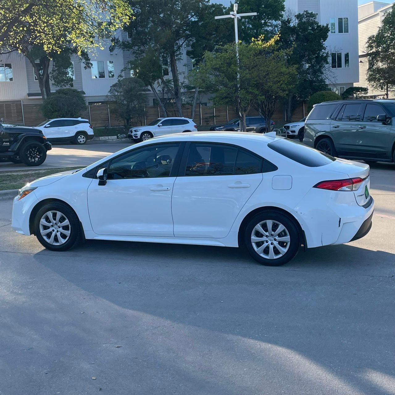 Used 2024 Toyota Corolla LE image 3