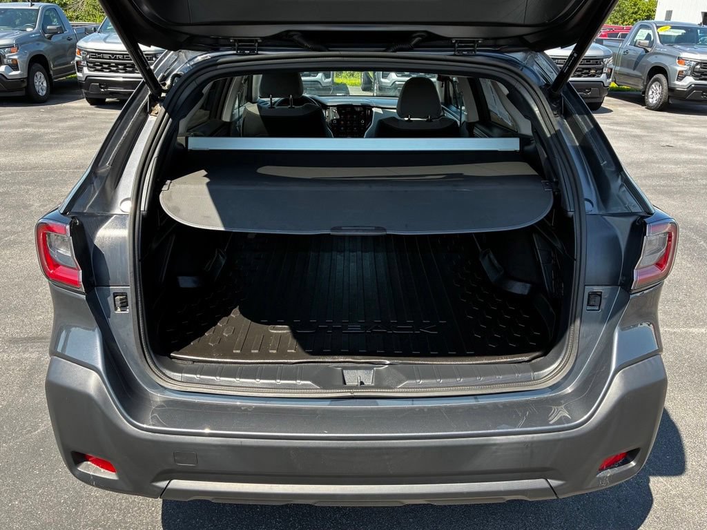 Used 2023 Subaru Outback Premium AWD/4WD image 28