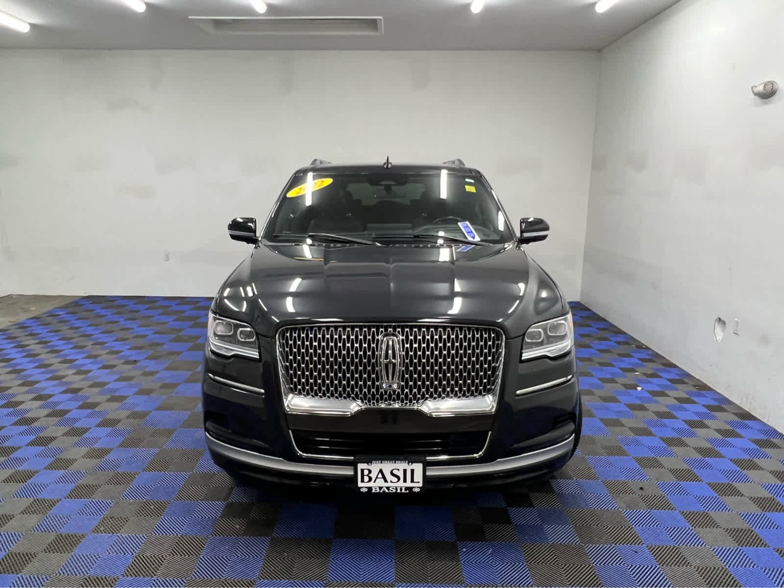 Used 2022 Lincoln Navigator L Reserve image 7