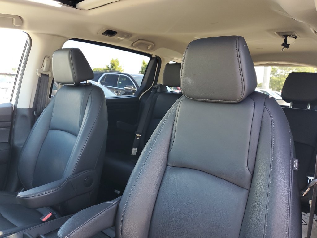 Certified 2025 Honda Odyssey EX-L image 12