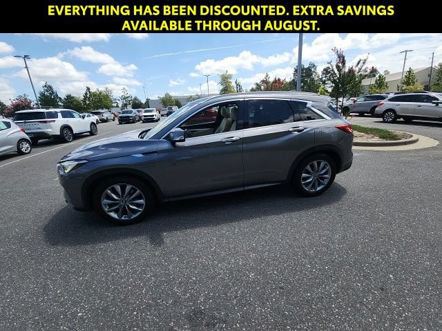 Used 2019 INFINITI QX50 Luxe w/ Navigation Package FWD image 7