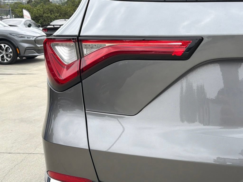 Used 2022 Acura MDX w/ Technology Package FWD image 14
