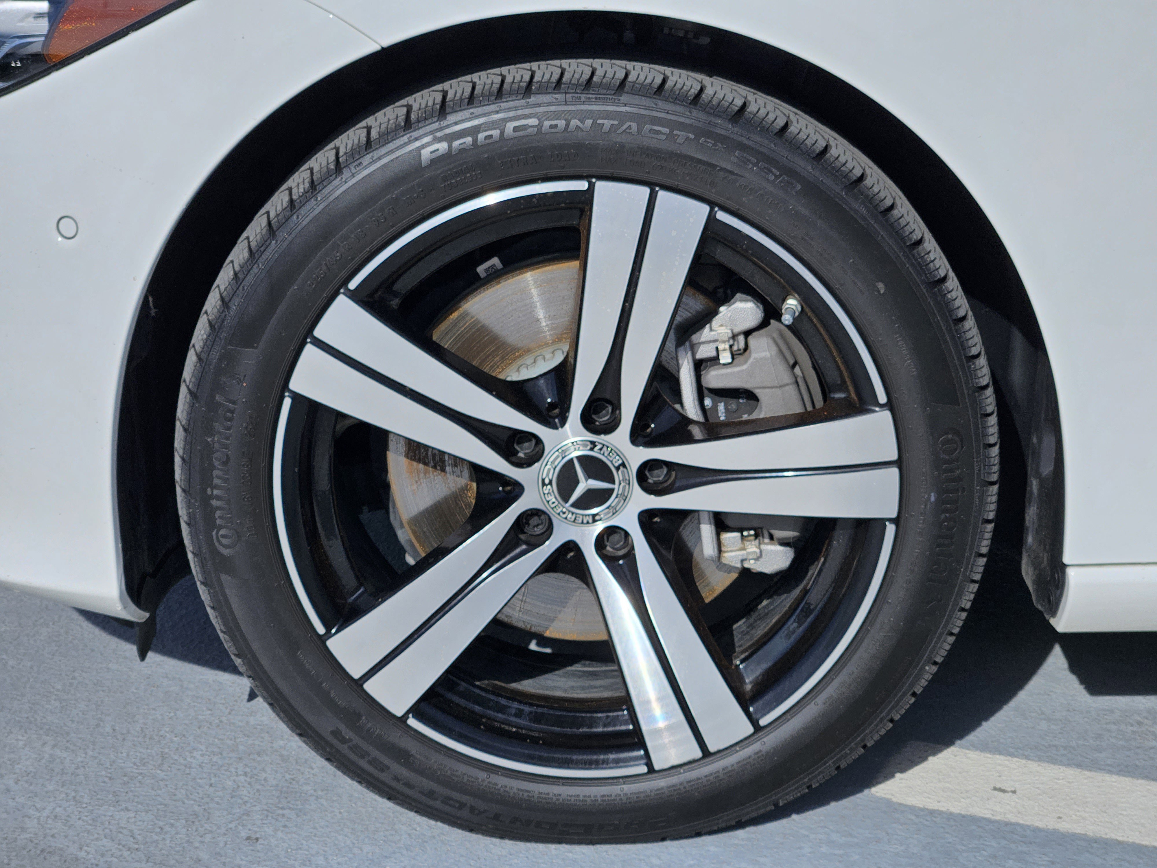 Certified 2025 Mercedes-Benz C 300 Sedan image 12