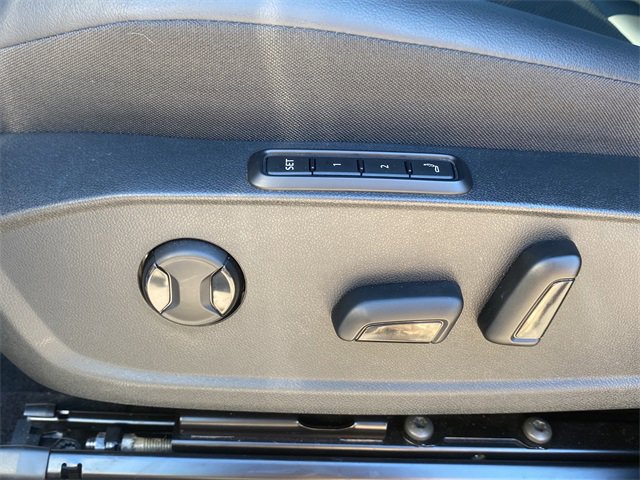 Used 2022 Volkswagen ID.4 Pro S image 21