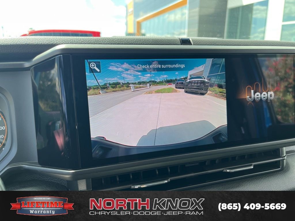 New 2025 Jeep Gladiator Sport image 10