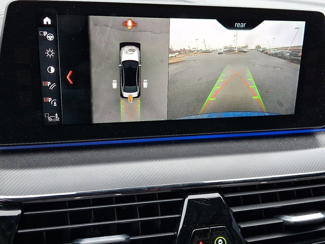 Used 2018 BMW M5 image 15