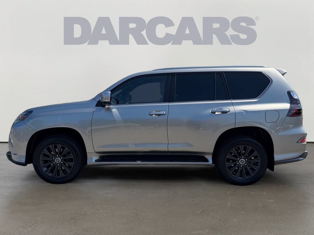 Used 2023 Lexus GX 460 Luxury w/ Sport Design Package AWD/4WD image 3