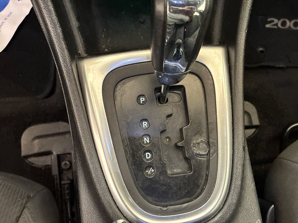 Used 2012 Chrysler 200 Touring w/ Cold Weather Group FWD image 16