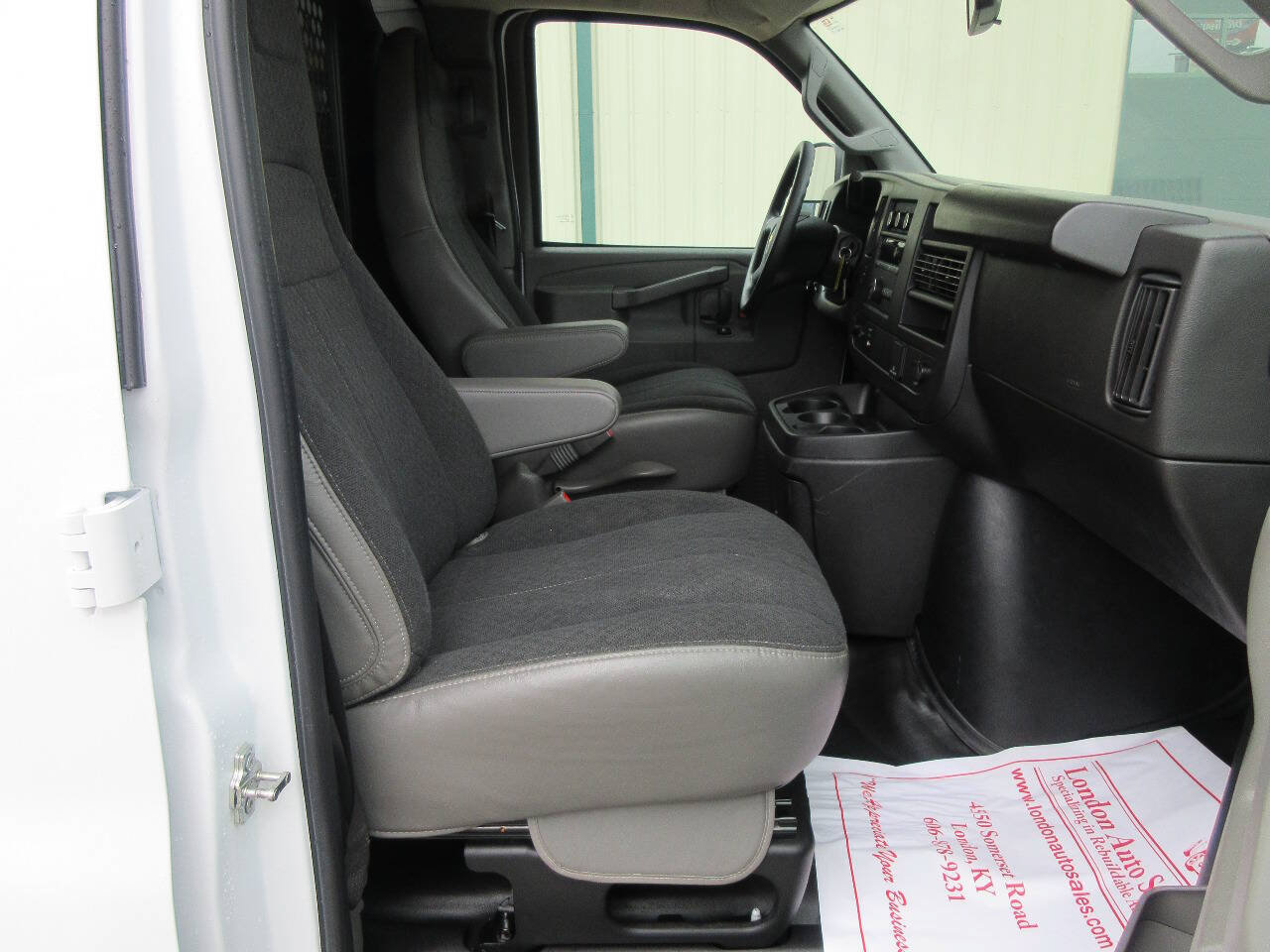 Used 2024 Chevrolet Express 2500 w/ Driver Convenience Package RWD image 14