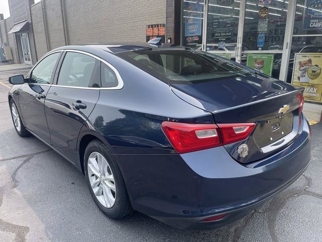 Used 2016 Chevrolet Malibu LT FWD image 7