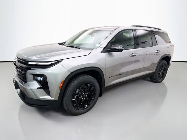 New 2026 Chevrolet Traverse LT w/ Midnight/Sport Edition FWD image 3
