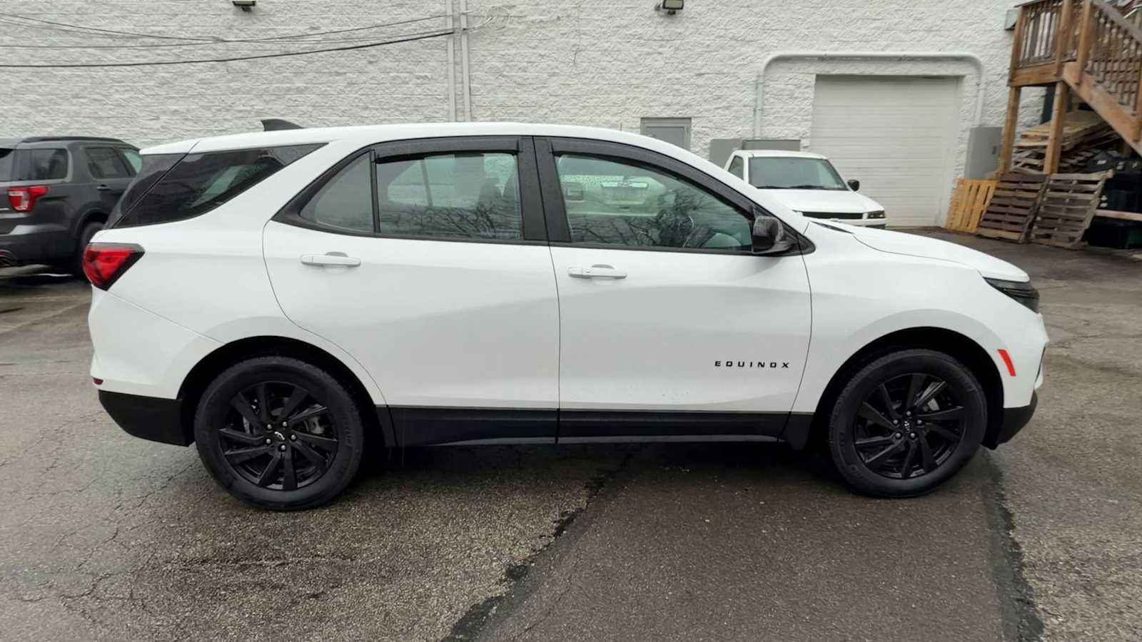 Certified 2024 Chevrolet Equinox LS w/ Sport Edition image 9