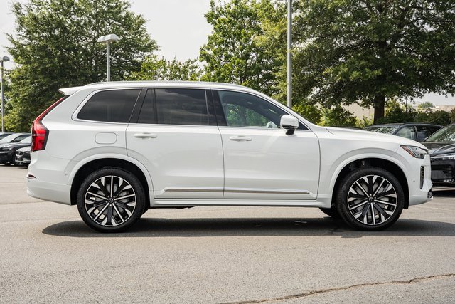 New 2026 Volvo XC90 T8 Plus image 3