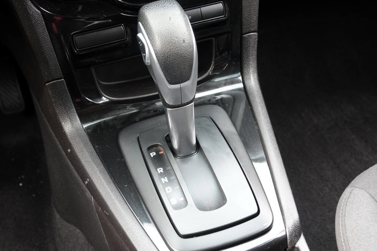 Used 2014 Ford Fiesta SE w/ Equipment Group 201A FWD image 62