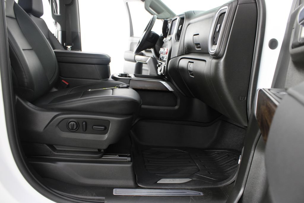 Used 2021 GMC Sierra 1500 SLT w/ SLT Premium Plus Package AWD/4WD image 23