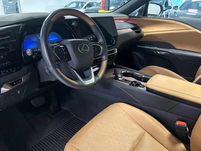 Used 2025 Lexus RX 350 w/ Convenience Package AWD/4WD image 12