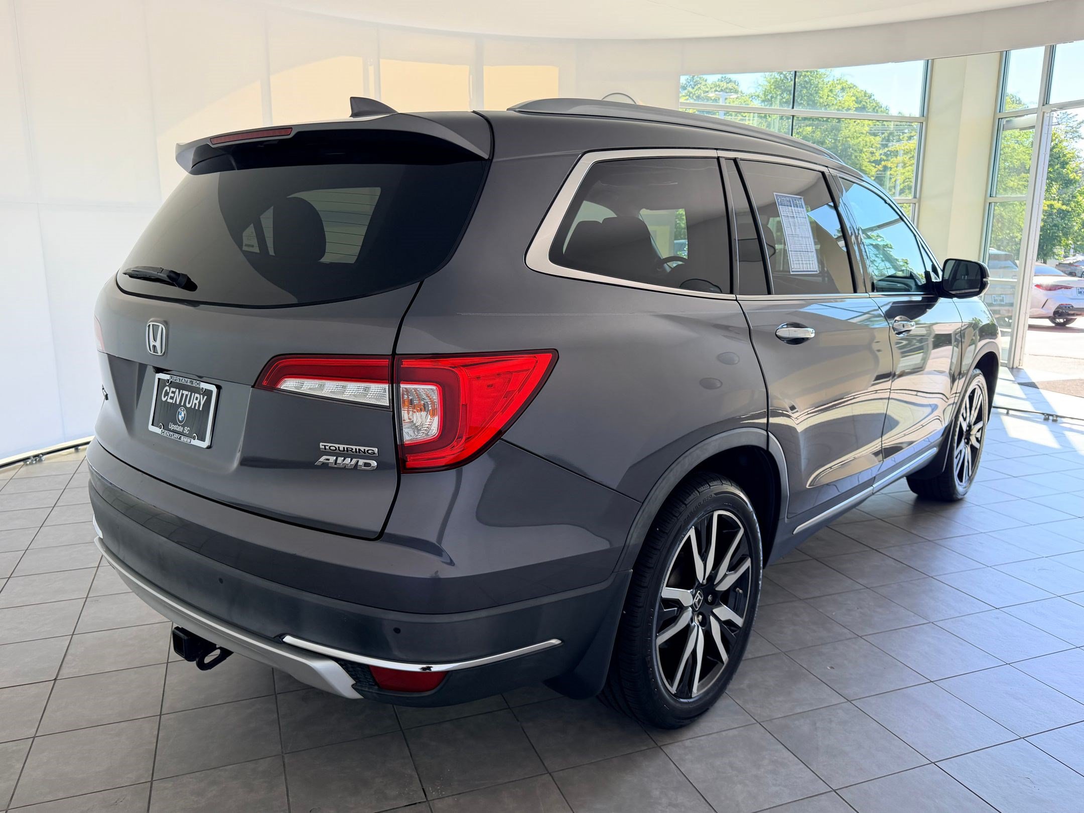 Used 2019 Honda Pilot Touring image 9