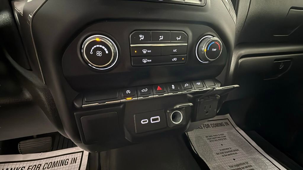 Used 2021 Chevrolet Silverado 1500 Custom image 22