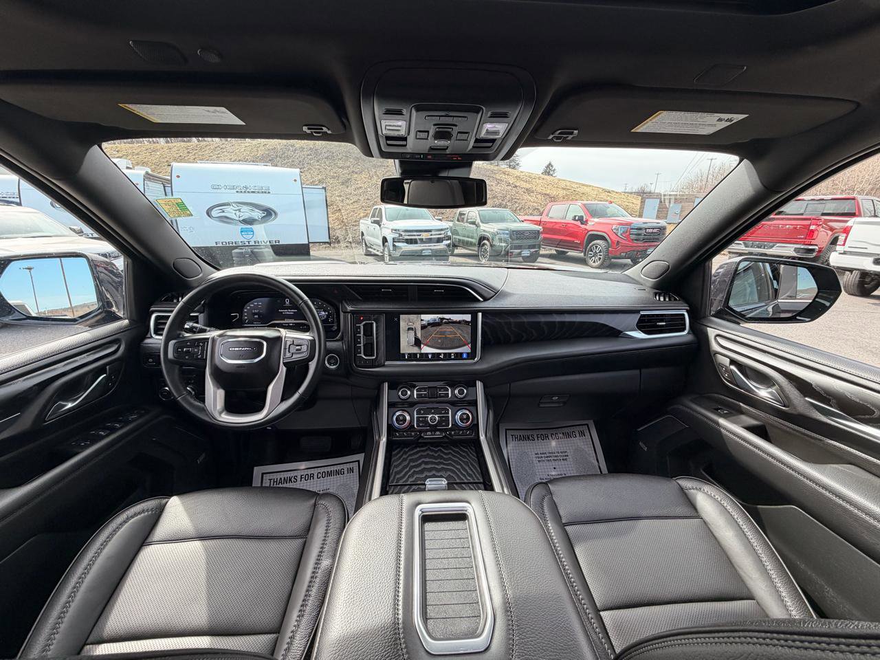 Used 2024 GMC Yukon XL Denali AWD/4WD image 34
