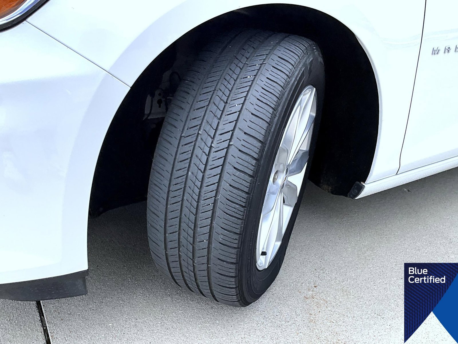 Used 2025 Chevrolet Malibu LT FWD image 25