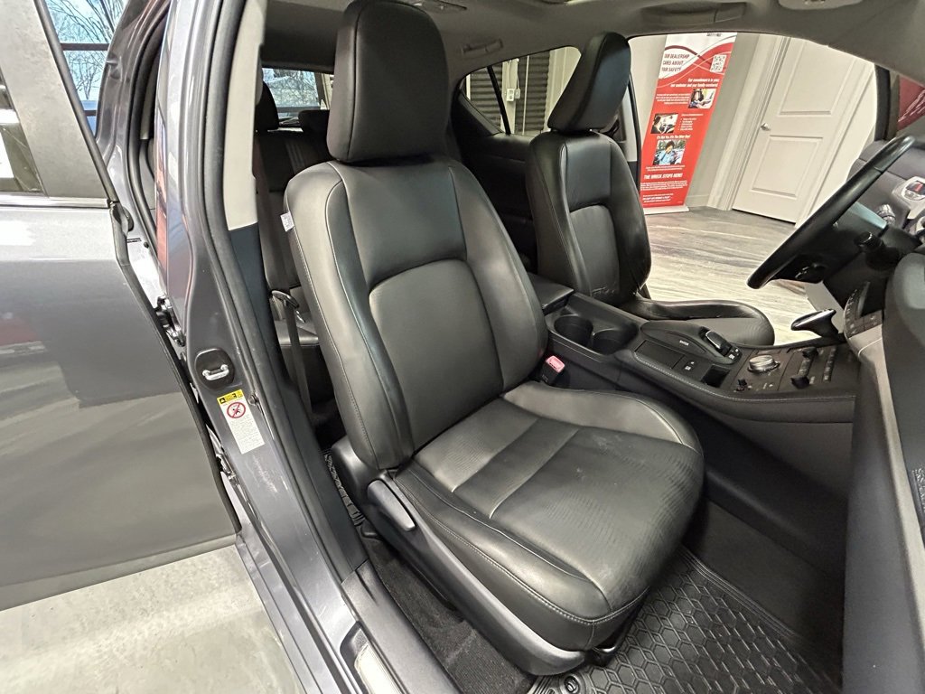 Used 2012 Lexus CT 200h Premium image 5