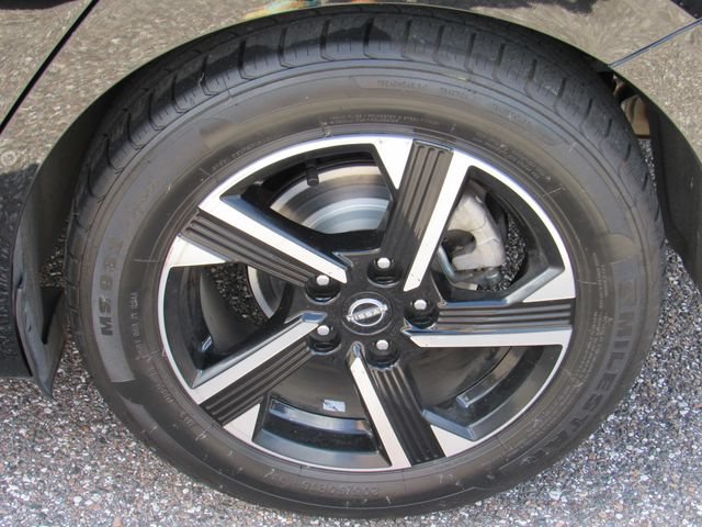Certified 2024 Nissan Sentra SV FWD image 13