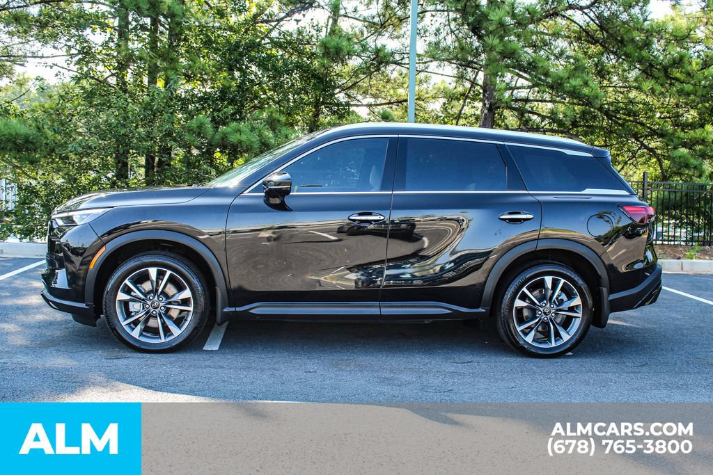 Used 2023 INFINITI QX60 Luxe w/ Performance Audio Package FWD image 5