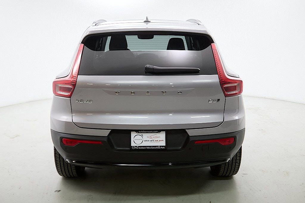 New 2026 Volvo XC40 B5 Plus w/ Protection Package Premier image 10