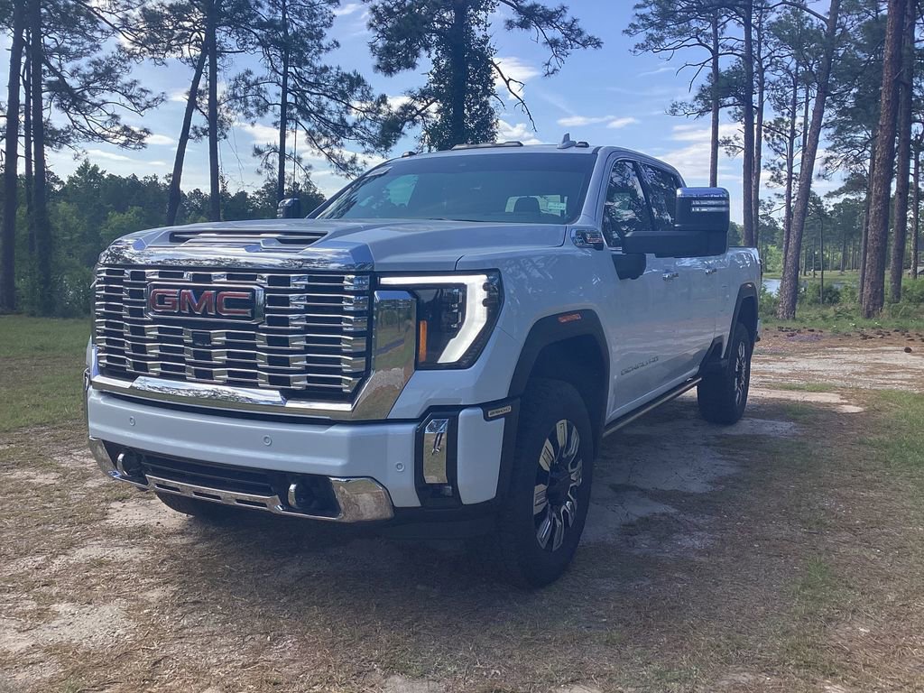 New 2026 GMC Sierra 2500 Denali w/ Denali Reserve Package AWD/4WD image 8