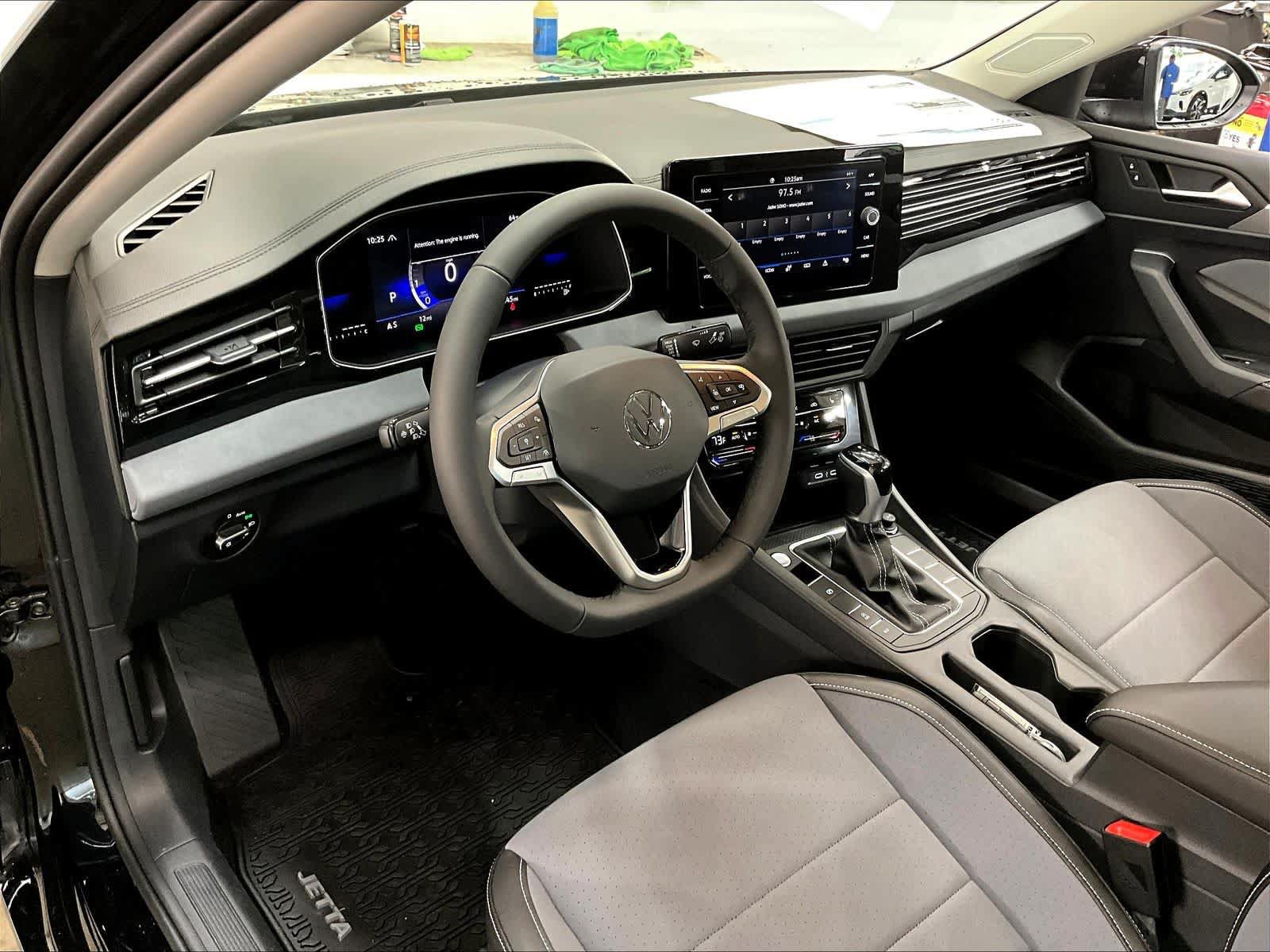 New 2026 Volkswagen Jetta SE FWD image 6