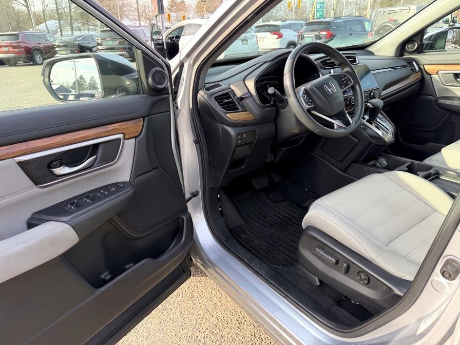 Used 2019 Honda CR-V EX image 16