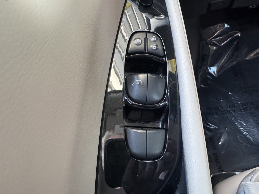 Used 2019 Nissan Leaf SL w/ SL Technology Package image 28